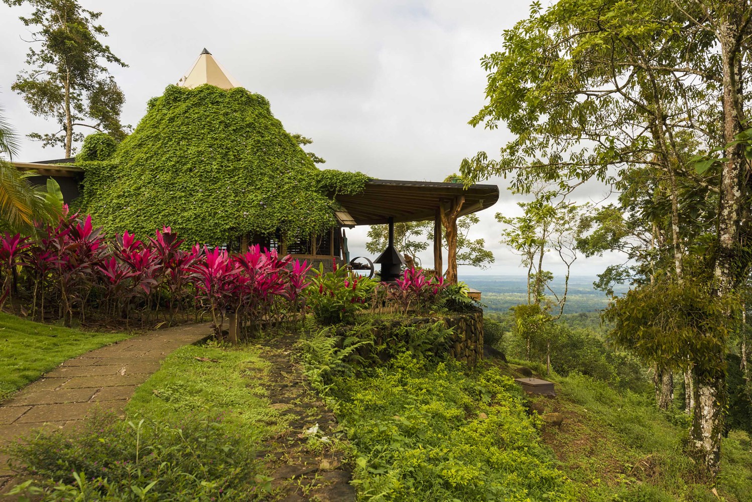 A sustainable paradise in Costa Rica | Green Building